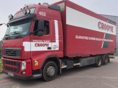 VOLVO  (LHD) FH 440 6x2 Rear Lift